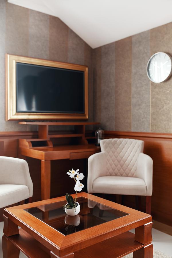 Lux Apartmani Beograd Екстериор снимка